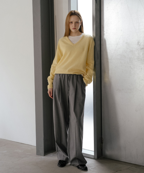 KNOWNBETTER（ノウンベター）の「Pintuck string solid wide pants [KNSS05PT03]_Gray（スラックス・レディース・ライトグレー・SMALL/MEDIUM）」の2枚目の写真