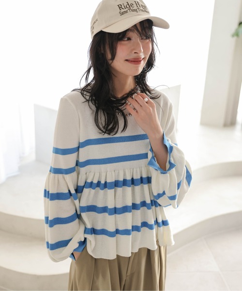 AMELY(エミリー)の「ボーダー×ティアード ペプラムトップス(ニット/セーター・レディース・ブラック/ブルー/グリーン/レッド・フリー)」の3枚目の写真