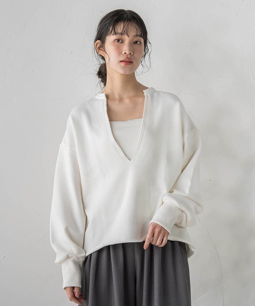Droite lautreamont(ドロワットロートレアモン)の「裏毛Vネックカットソー≪手洗い可能≫(Tシャツ/カットソー・レディース・ブラウン/オフホワイト/ライトグレー・M)」の2枚目の写真