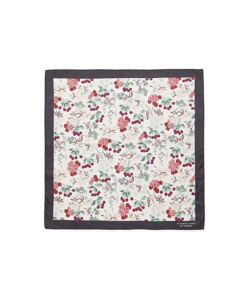 LILY BROWN（リリーブラウン）の「【LILY BROWN×KEITA MARUYAMA】ボタニカルチェリー柄シルクスカーフ（バンダナ/スカーフ・レディース・ネイビー/ブルー/ホワイト・F）」の12枚目の写真
