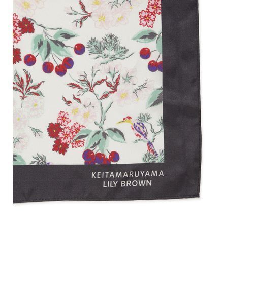 LILY BROWN（リリーブラウン）の「【LILY BROWN×KEITA MARUYAMA】ボタニカルチェリー柄シルクスカーフ（バンダナ/スカーフ・レディース・ネイビー/ブルー/ホワイト・F）」の13枚目の写真