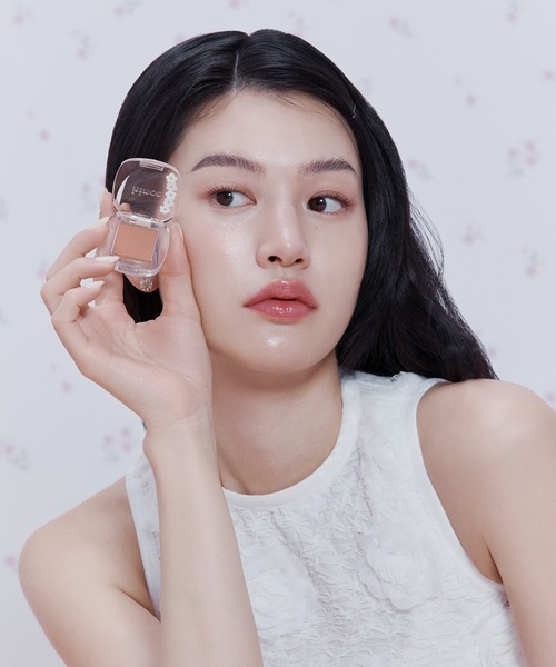 hince(ヒンス)の「【数量限定】シングルシャドウ(アイシャドウ・レディース・07 アンティークピーチ/15 アリュール・イン・モーション・FREE)」の5枚目の写真