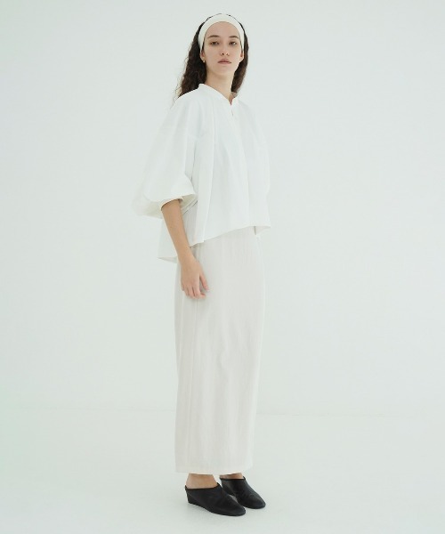 CLANE（クラネ）の「VOLUME SELEEVE STAND NECK SHIRTS（シャツ/ブラウス・レディース・ホワイト/サックスブルー・1/2）」の14枚目の写真