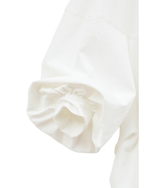 CLANE（クラネ）の「VOLUME SELEEVE STAND NECK SHIRTS（シャツ/ブラウス・レディース・ホワイト/サックスブルー・1/2）」の21枚目の写真