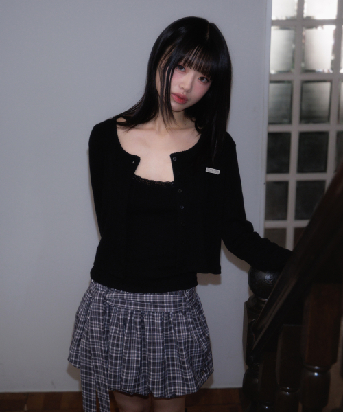 ROSEFRANTZ（ロゼフランツ）の「Jacquard Cardigan Sleeveless Set [Black]（カーディガン/ボレロ・レディース・ブラック・OS）」の5枚目の写真