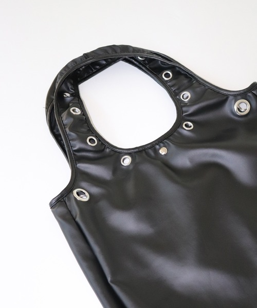 FCMM(エフシーエムエム)の「【日本限定】EYELET TOTE BAG / アイレットトートバッグ(トートバッグ・レディース・ブラック/ピンク/その他・FREE)」の5枚目の写真