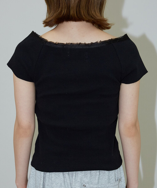 PUBLUX(パブリュクス)の「PUBLUX/パブリュクス 襟 レース 切替 ヘンリー リブ Tシャツ(Tシャツ/カットソー・レディース・チャコールグレー/オフホワイト/ブラウン/ブラック/ネイビー・フリ-)」の12枚目の写真