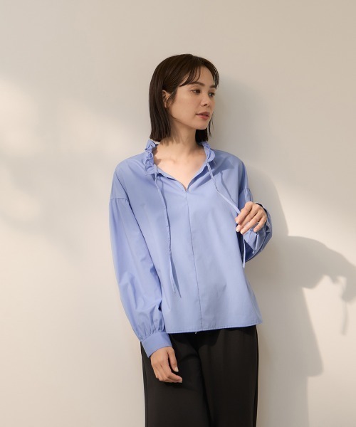 ketty(ケティ)の「ハイカウントタイプライターフリルネックブラウス(シャツ/ブラウス・レディース・オフホワイト/サックスブルー/イエロー/ネイビー・M)」の21枚目の写真