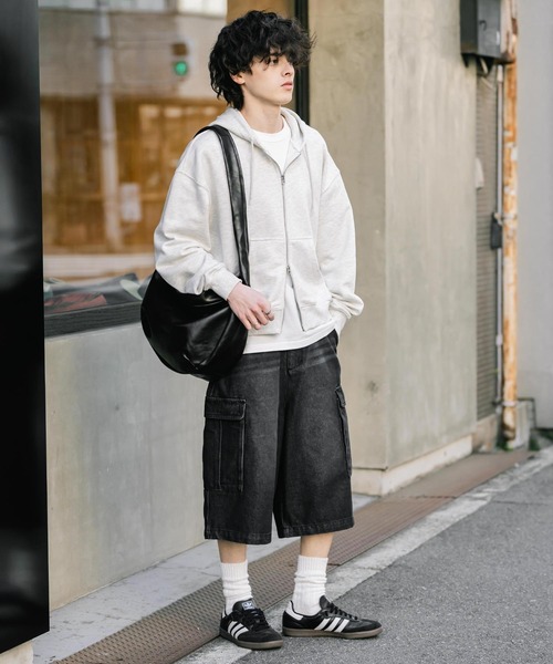 Rocky Monroe（ロッキーモンロー）の「ケミカルウォッシュ オーバーダイ ワイドデニムカーゴハーフショートパンツ（デニムパンツ・メンズ・パープル/インディゴブルー/ブラウン/ケミカルウォッシュ/ライトブラック/ブラック/ワンウォッシュ・XL/L/M）」の11枚目の写真