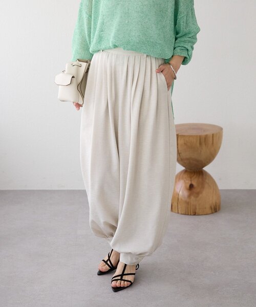 RIVE DROITE(リヴドロワ)の「予約【鮮度抜群/防シワ性/紫外線防止】リネンライクアラジンパンツ(その他パンツ・レディース・ブラック/サンドベージュ・36/38)」の22枚目の写真