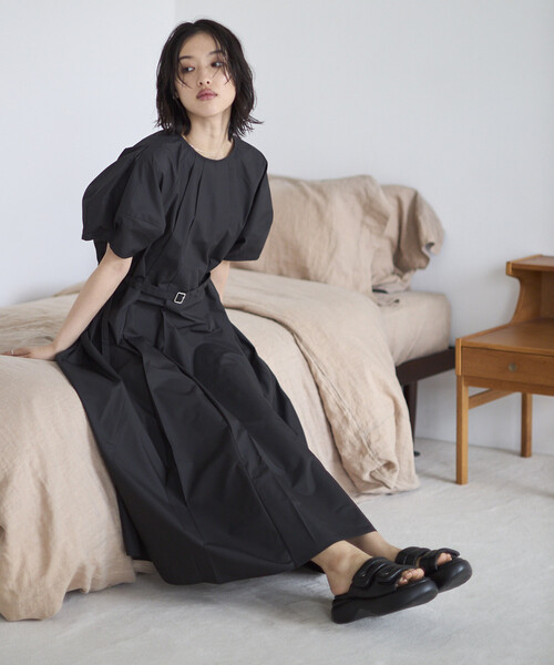 ATELIER BRUGGE（アトリエブルージュ）の「ATELIER BRUGGE/アトリエブルージュ パフィー ベルクロ 厚底 サンダル / 5cmソール (22.5cm～24.5cmサイズ展開)（サンダル・レディース・ブラック・SMALL/MEDIUM/LARGE）」の10枚目の写真