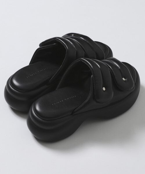 ATELIER BRUGGE（アトリエブルージュ）の「ATELIER BRUGGE/アトリエブルージュ パフィー ベルクロ 厚底 サンダル / 5cmソール (22.5cm～24.5cmサイズ展開)（サンダル・レディース・ブラック・SMALL/MEDIUM/LARGE）」の14枚目の写真