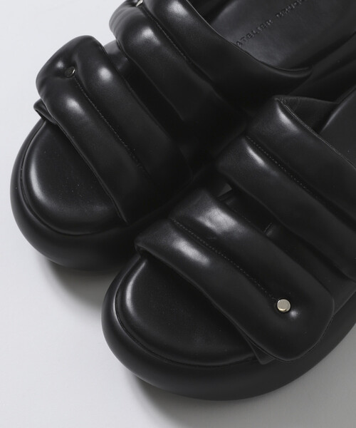 ATELIER BRUGGE（アトリエブルージュ）の「ATELIER BRUGGE/アトリエブルージュ パフィー ベルクロ 厚底 サンダル / 5cmソール (22.5cm～24.5cmサイズ展開)（サンダル・レディース・ブラック・SMALL/MEDIUM/LARGE）」の15枚目の写真