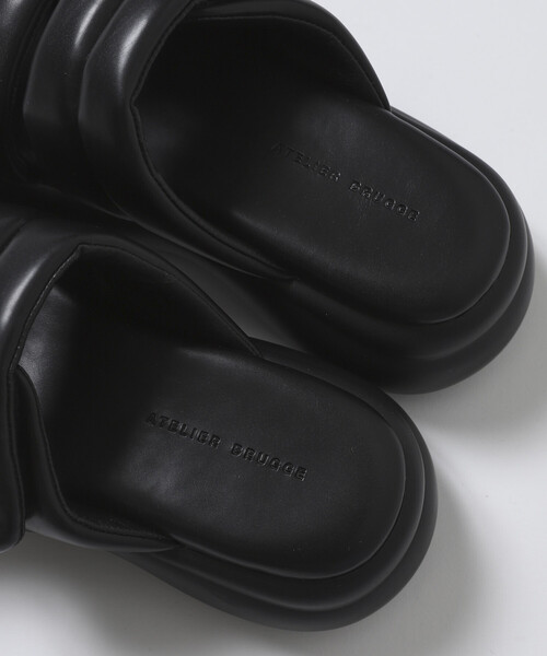 ATELIER BRUGGE（アトリエブルージュ）の「ATELIER BRUGGE/アトリエブルージュ パフィー ベルクロ 厚底 サンダル / 5cmソール (22.5cm～24.5cmサイズ展開)（サンダル・レディース・ブラック・SMALL/MEDIUM/LARGE）」の17枚目の写真