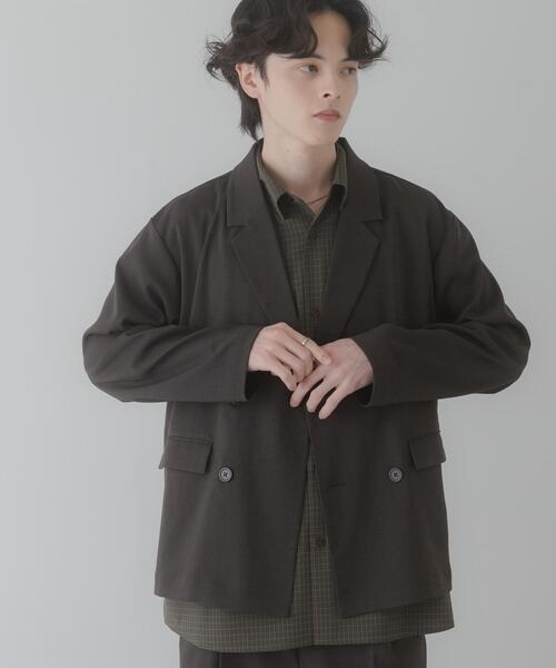 SENSE OF PLACE by URBAN RESEARCH（センスオブプレイスバイアーバンリサーチ）の「『イージーケア/速乾』リネンライクダブルテーラードジャケット（テーラードジャケット・メンズ・ブラック/チャコールグレー/ライトベージュ・MEDIUM/LARGE）」の18枚目の写真