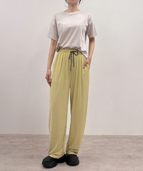 CLOTHY(クロシィ)の「【涼しさも、ラクさも、これ一枚。】接触冷感ロングパンツ(その他パンツ・レディース・パープル/イエロー/グレイッシュベージュ・MEDIUM)」の9枚目の写真