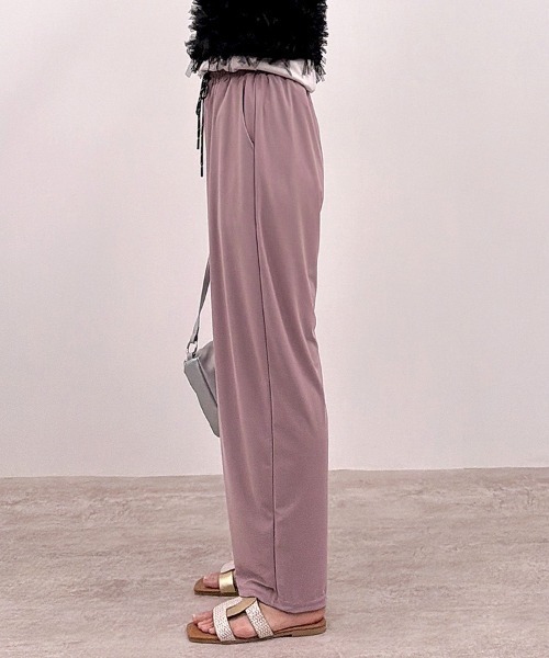 CLOTHY(クロシィ)の「【涼しさも、ラクさも、これ一枚。】接触冷感ロングパンツ(その他パンツ・レディース・パープル/イエロー/グレイッシュベージュ・MEDIUM)」の7枚目の写真