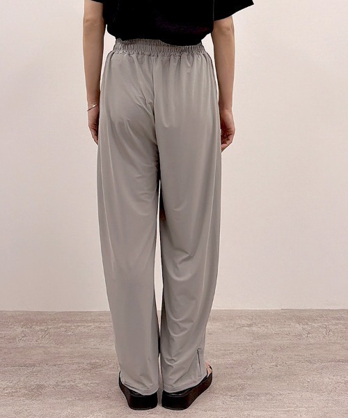 CLOTHY(クロシィ)の「【涼しさも、ラクさも、これ一枚。】接触冷感ロングパンツ(その他パンツ・レディース・パープル/イエロー/グレイッシュベージュ・MEDIUM)」の18枚目の写真