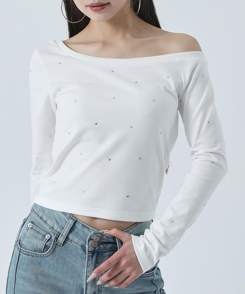 ANAP(アナップ)の「ラインストーン ワンショル トップス ロングTシャツ(Tシャツ/カットソー・レディース・ブラック/ホワイト/ピンク・F)」の12枚目の写真