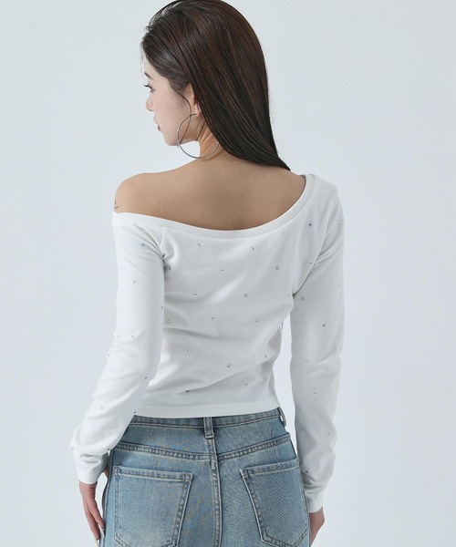 ANAP(アナップ)の「ラインストーン ワンショル トップス ロングTシャツ(Tシャツ/カットソー・レディース・ブラック/ホワイト/ピンク・F)」の15枚目の写真