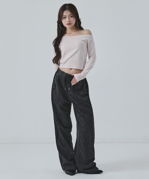 ANAP(アナップ)の「ラインストーン ワンショル トップス ロングTシャツ(Tシャツ/カットソー・レディース・ブラック/ホワイト/ピンク・F)」の20枚目の写真