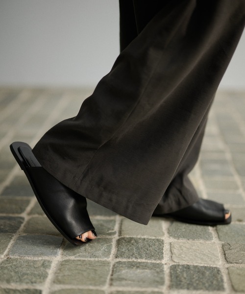 LAULEN(ローレン)の「embroidery wrap detail trousers(その他パンツ・レディース・グレー/ブラック/ベージュ・S/M)」の20枚目の写真
