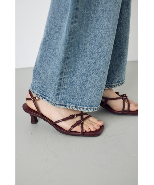 AZUL by moussy(アズールバイマウジー)の「【ロングセラー】ナローストラップサンダル(サンダル・レディース・ブラック/ブラウン/レッド・LL/LARGE/MEDIUM/SMALL)」の10枚目の写真