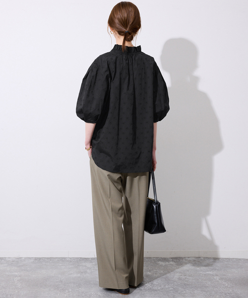 SLOBE IENA(スローブイエナ)の「《WEB・一部店舗限定》フラワー刺繍5分袖ブラウス(シャツ/ブラウス・レディース・スカイブルー/ブラック/ピンク・FREE)」の8枚目の写真