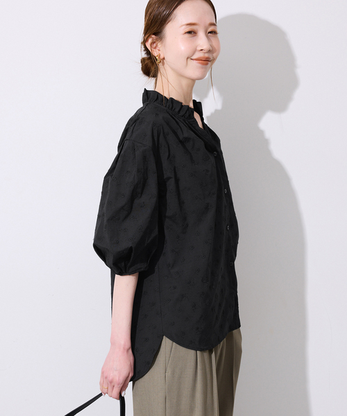 SLOBE IENA(スローブイエナ)の「《WEB・一部店舗限定》フラワー刺繍5分袖ブラウス(シャツ/ブラウス・レディース・スカイブルー/ブラック/ピンク・FREE)」の10枚目の写真