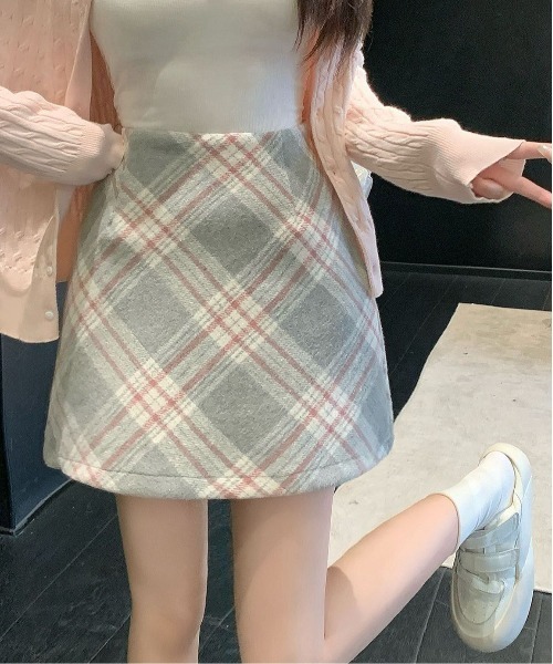 gossip！ロサンゼルス（ゴシップロサンゼルス）の「Y2K レトロチェック ミニスカパンスカート（スカート・レディース・チェック・M/L）」の6枚目の写真