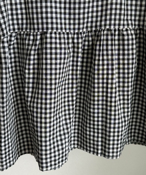 mielu(ミエル)の「《大人フェミニン/デート服にもおすすめ♪》ギンガム切替フリルスリーブトップス(シャツ/ブラウス・レディース・レッド/ブラック・MEDIUM/LARGE)」の11枚目の写真