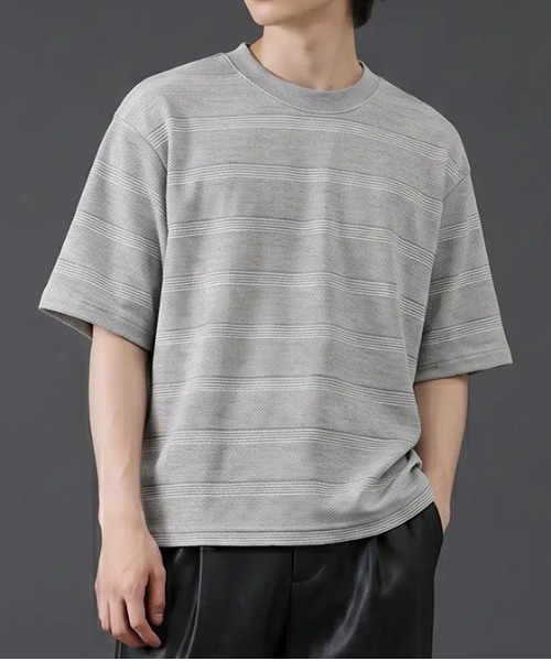 revertical(リバーティカル)の「ボーダージャガード サマーニットTシャツ/クルーネック 半袖トップス(Tシャツ/カットソー・メンズ・グレー/ホワイト/ブラック・MEDIUM/LARGE)」の15枚目の写真
