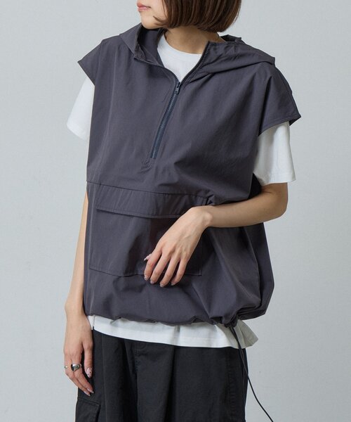 goocy(グーシー)の「【ラッシュガード】フード付きビッグポケット(Tシャツ/カットソー・レディース・ブラック/チャコールグレー・FREE)」の11枚目の写真