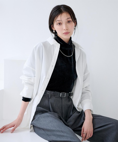 UR'S(ユアーズ)の「シアーベロアタートルネックプルオーバー(Tシャツ/カットソー・レディース・チャコール/ブラック/ブラウン/アイボリー・S/M/L)」の3枚目の写真