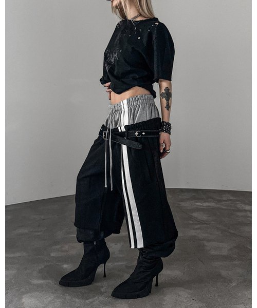 ROARINGRAD(ロアリングラド)の「W.ダブルウエストバミューダスウェットパンツ ブラック(その他パンツ・レディース・その他・MEDIUM/LARGE)」の3枚目の写真