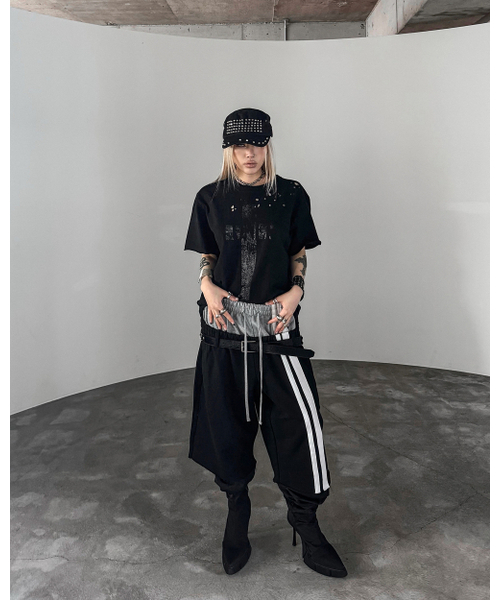ROARINGRAD(ロアリングラド)の「W.ダブルウエストバミューダスウェットパンツ ブラック(その他パンツ・レディース・その他・MEDIUM/LARGE)」の4枚目の写真