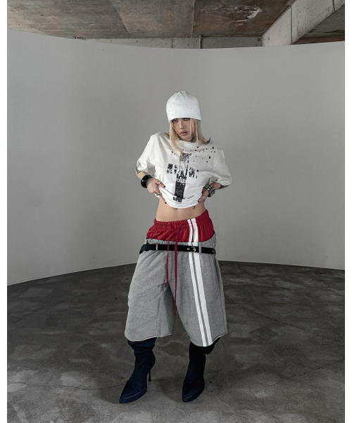 ROARINGRAD(ロアリングラド)の「W.ダブルウエストバミューダスウェットパンツ ブラック(その他パンツ・レディース・その他・MEDIUM/LARGE)」の5枚目の写真