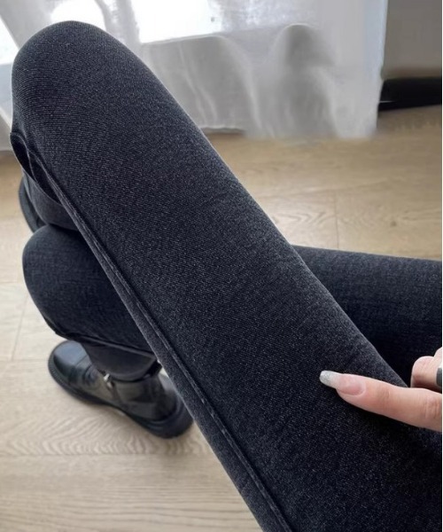 AMELY(エミリー)の「ストレッチ スキニーパンツ(その他パンツ・レディース・ブラック/チャコール・フリー)」の10枚目の写真