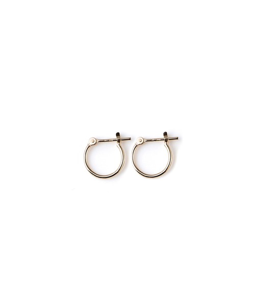 Irise coffret（イリスコフレ）の「［BASIC］K10YG スモール フープピアス｜Small Hoop Pierced earrings（ピアス（両耳用）・レディース・ゴールド・ONE SIZE）」の3枚目の写真