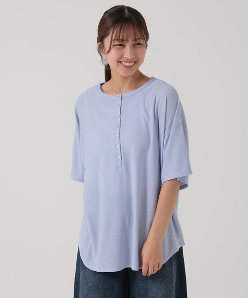 HEART MARKET(ハートマーケット)の「ヘンリーヘムテールチュニック(Tシャツ/カットソー・レディース・ナチュラル/ピンク/ブラック/ブルー/チャコール/ライトパープル・FREE)」の8枚目の写真