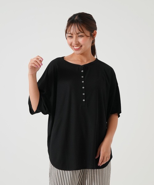 HEART MARKET(ハートマーケット)の「ヘンリーヘムテールチュニック(Tシャツ/カットソー・レディース・ナチュラル/ピンク/ブラック/ブルー/チャコール/ライトパープル・FREE)」の14枚目の写真