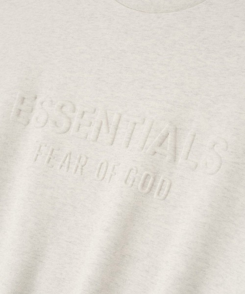 FOG ESSENTIALS(エフオージーエッセンシャルズ)の「フィア オブ ゴッド エッセンシャルズ 【Fear of God ESSENTIALS】 - クルーネック スウエット【ESSENTIALS Classic Crewneck Sweatshirt 192HO256552F】(スウェット・メンズ・オートミール・L/M/S/XL)」の3枚目の写真