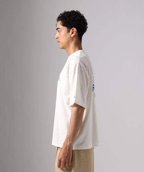 FRUIT OF THE LOOM(フルーツオブザルーム)の「【FRUIT OF THE LOOM / BAYFLOW】バックプリントTシャツ(Tシャツ/カットソー・メンズ・オフホワイト/ブラック/オレンジ・MEDIUM/LARGE)」の9枚目の写真