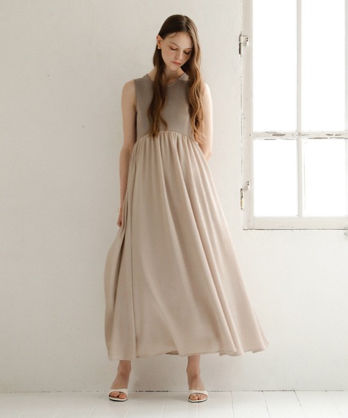 MIELI INVARIANT(ミエリインヴァリアント)の「Bumpy Satin Cut Mix Dress(ワンピース・レディース・ブラック/アイボリー/ピンクベージュ・FREE)」の18枚目の写真