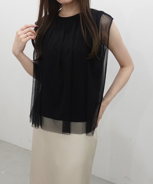 SOELA（ソエラ）の「【INGNI　SOELA】オーガンジーレイヤードトップス／WEB限定（Tシャツ/カットソー・レディース・ブラック/オフホワイト・FREE）」の3枚目の写真
