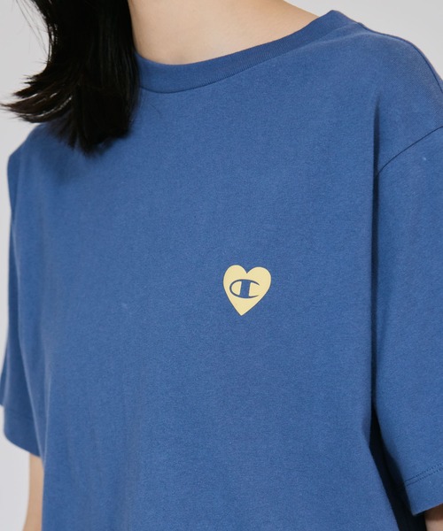 Champion(チャンピオン)の「【Champion/チャンピオン】レディース ショートスリーブTシャツ(Tシャツ/カットソー・レディース・ダークブラウン/ブラック系その他/ホワイト/ブルー系その他3・MEDIUM/LARGE)」の10枚目の写真