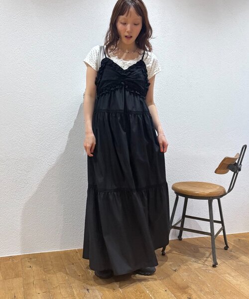 w closet（ダブルクローゼット）の「レース切替キャミワンピース（ワンピース・レディース・オフホワイト/サックスブルー/レッド/ブラック・FREE）」の8枚目の写真