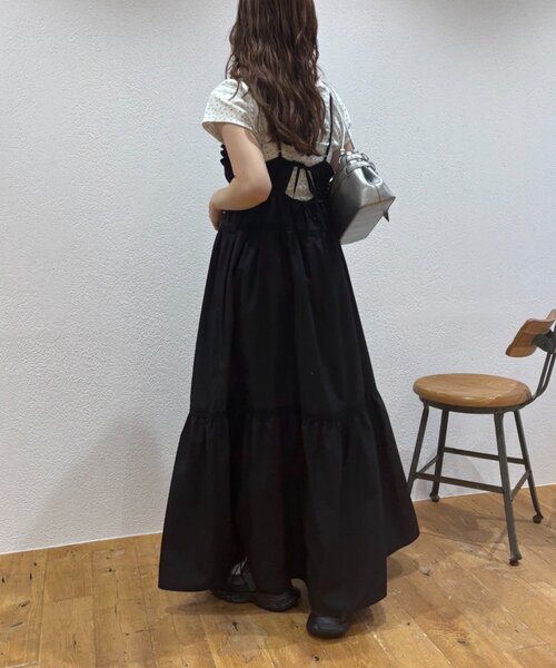 w closet（ダブルクローゼット）の「レース切替キャミワンピース（ワンピース・レディース・オフホワイト/サックスブルー/レッド/ブラック・FREE）」の10枚目の写真