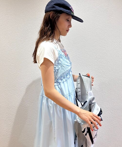 w closet（ダブルクローゼット）の「レース切替キャミワンピース（ワンピース・レディース・オフホワイト/サックスブルー/レッド/ブラック・FREE）」の18枚目の写真