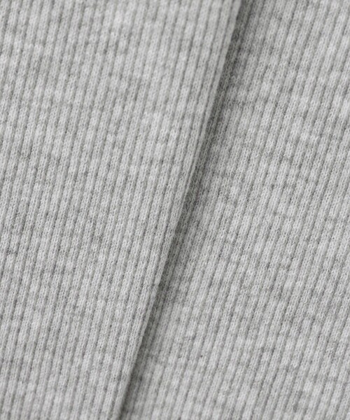 allureville（アルアバイル）の「【SPORTY&RICH(スポーティーアンドリッチ)】LOGO RIBBED BABY TEE（Tシャツ/カットソー・レディース・ホワイト・1）」の7枚目の写真